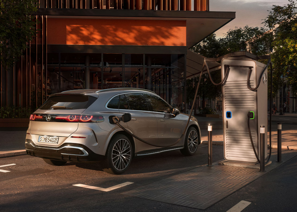 IAA 2025国际车企观察：传统豪强重塑电动格局，软件定义汽车成新战场