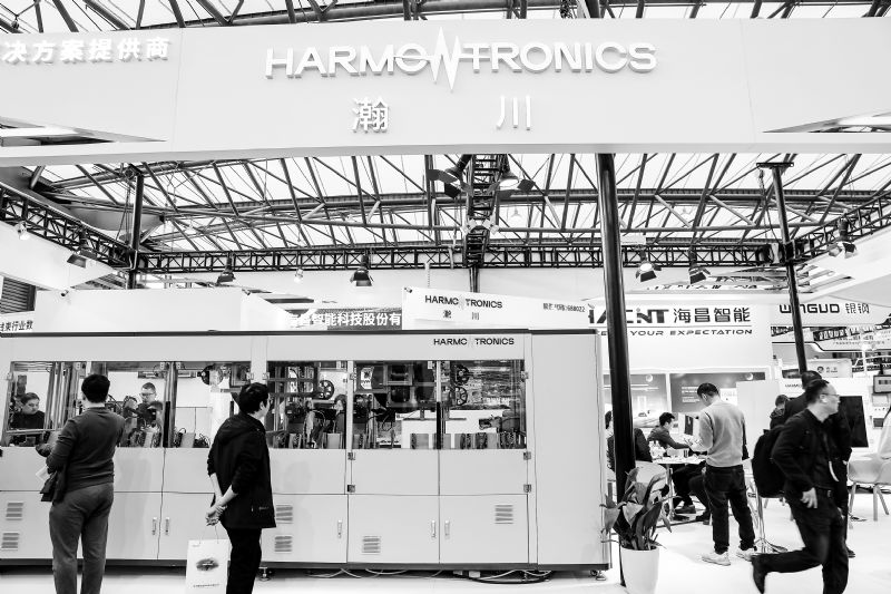 瀚川智能银行账户资金4268万被冻结蔡昌蔚及控股股东1397万股将遭拍卖