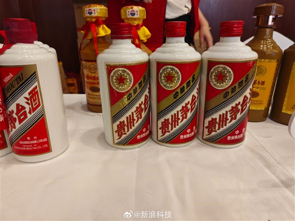 京东品酒会菜单曝光！刘强东特制“中国四大名菜黄狗猪头肉”不限量畅饮陈年茅台酒