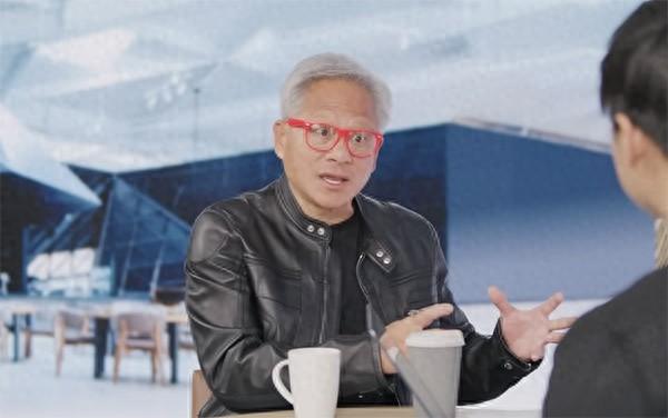 英伟达首席执行官黄仁勋视频截图