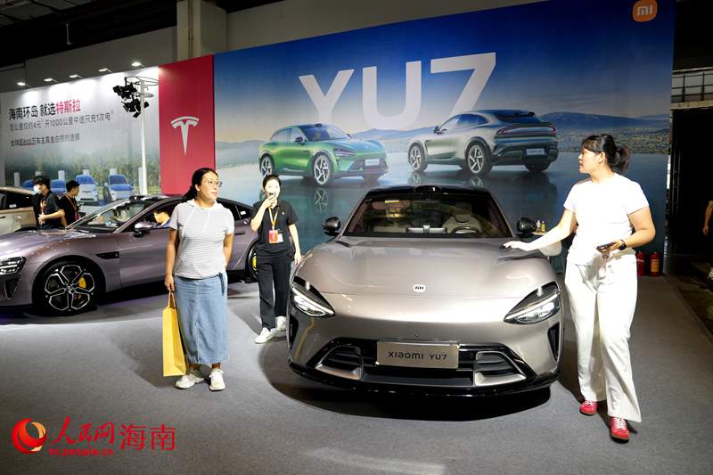 2025海南国际车展暨智能新能源汽车展。人民网记者符武平摄(16)