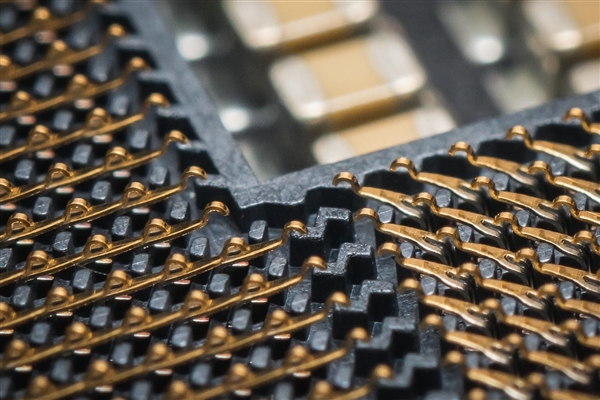 中国芯片只落后美国几纳秒！华为、阿里巴巴等奋力追赶专家：只需5年就能摆脱依赖