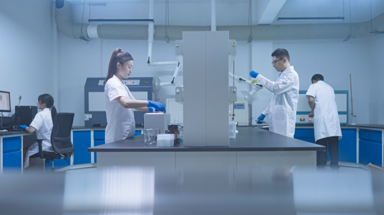 �������ʵ���ҡ�