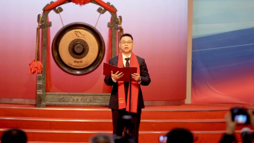 ǿһ�ɷݶ��³�����