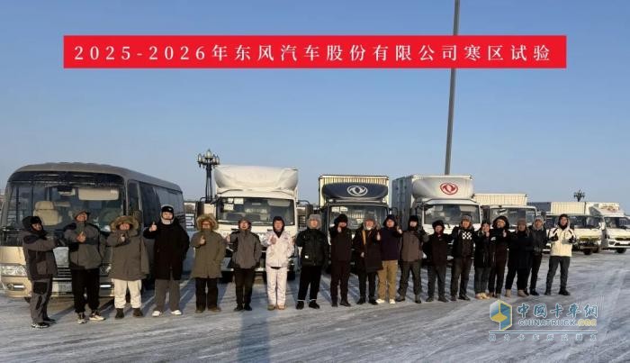 ӭս����������ɷݸߺ������ںں�Ӳ����Ļ