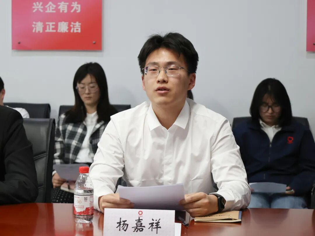 2J3A9864.JPG