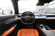 �۸���˵����6�����˱��ۣ�������������UNI-Vȫ���³�8.60����