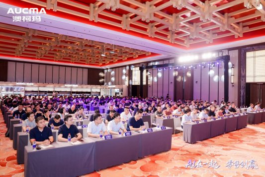 1Q3A3384