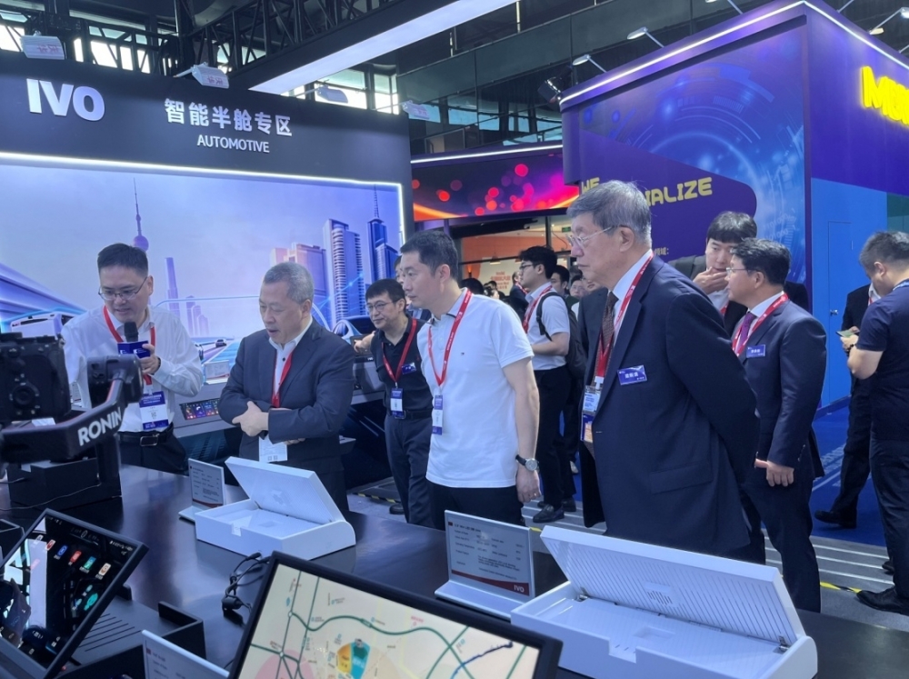 ��ɫ������ʾ����������ԪӦ�ó���ȫ�����ţ����ڹ���ذ����� DIC EXPO 2026