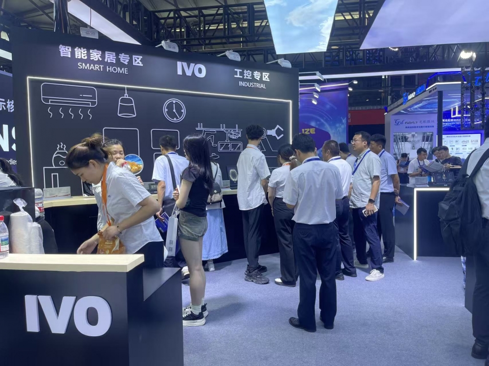 ��ɫ������ʾ����������ԪӦ�ó���ȫ�����ţ����ڹ���ذ����� DIC EXPO 2026